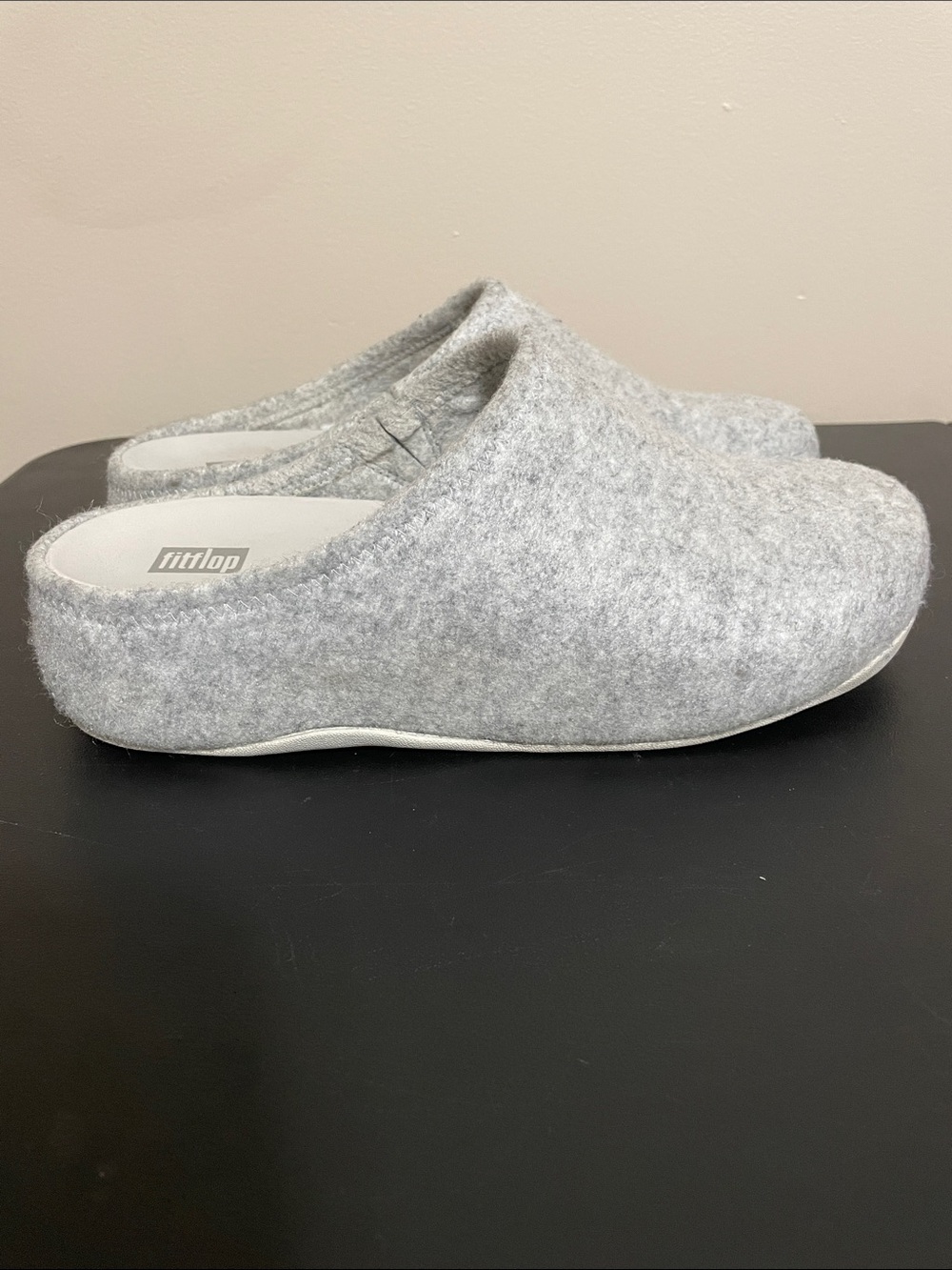 Fitflop Light Grey Felt Slip-On Clog Size 8